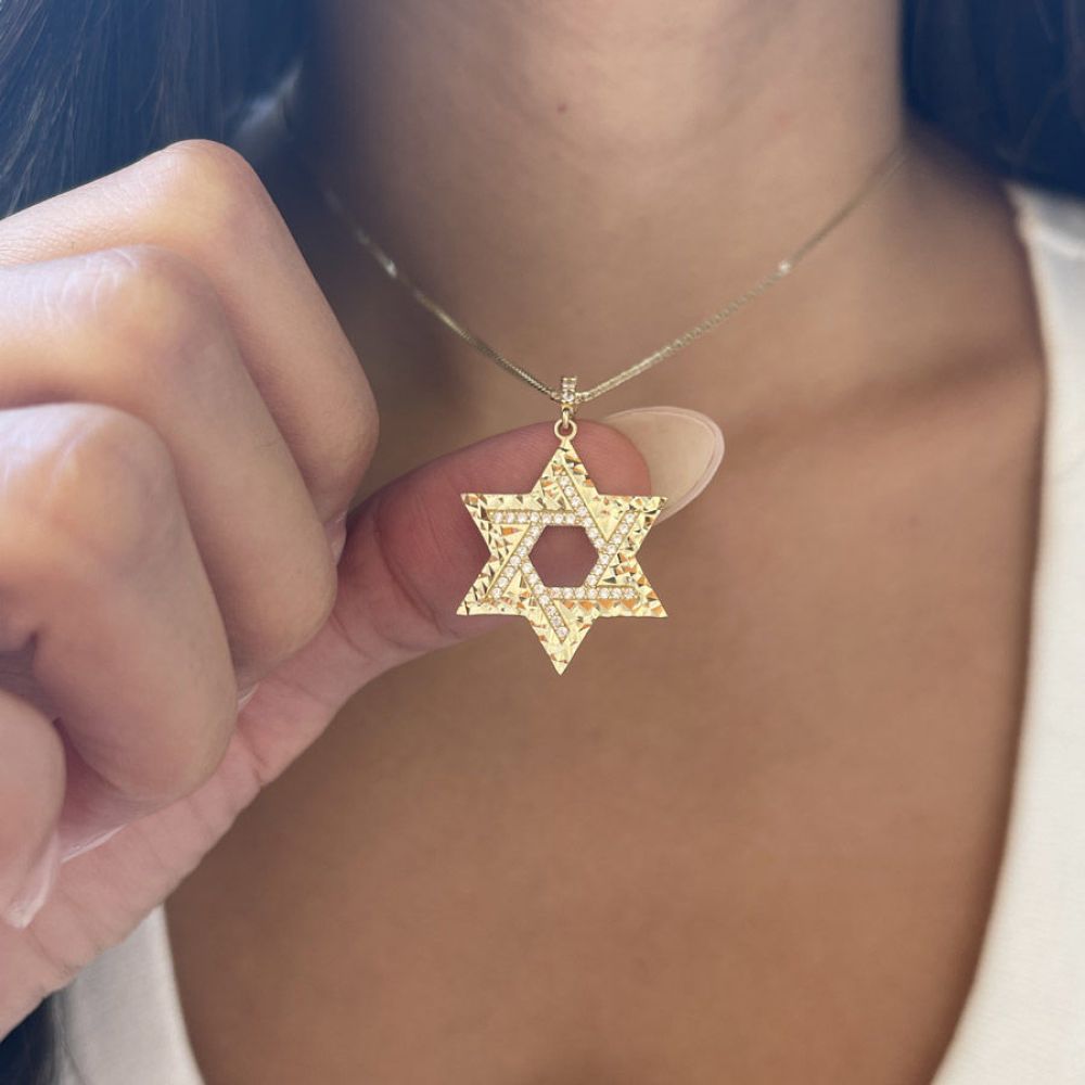 Gold Pendant | תליון ושרשרת מזהב צהוב 14 קראט -מגן דוד חיתוך יהלום מנצנץ