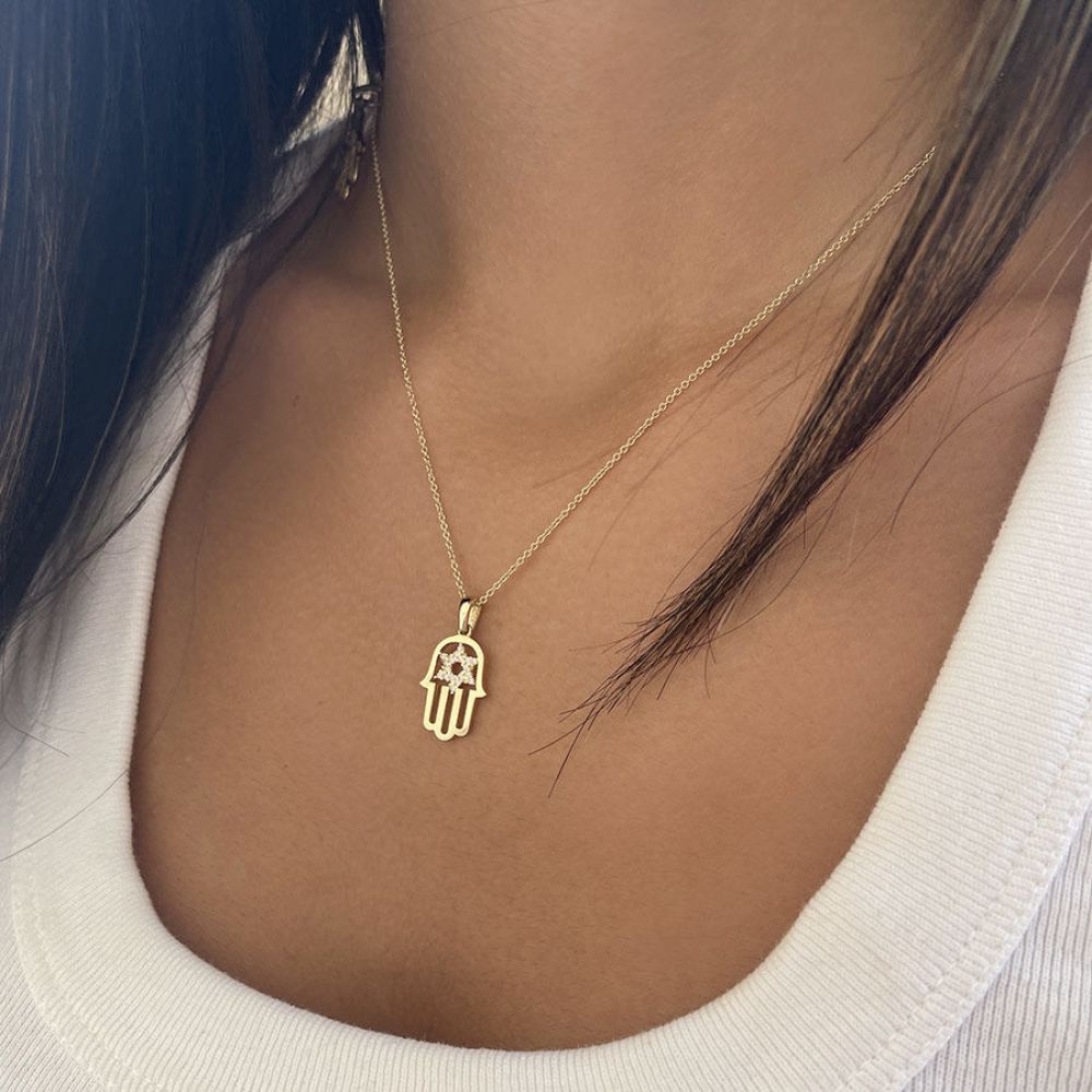 Gold Pendant | 14k Yellow Gold pendant - Hamsa with an inlaid Star of David